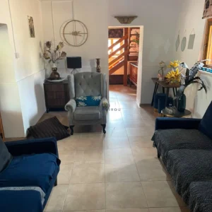 5 Bedroom House for Sale in Anglisides, Larnaca District