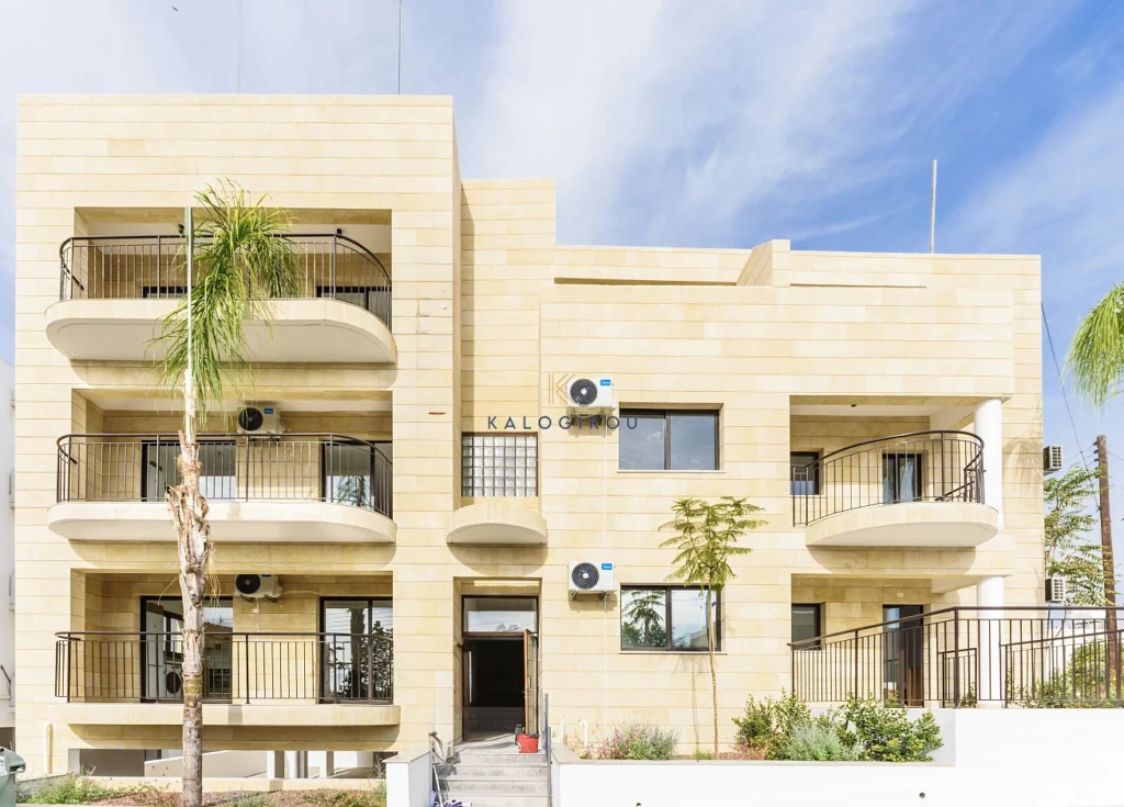 610m² Building for Sale in Aglantzia, Nicosia District