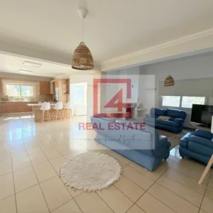5 Bedroom House for Sale in Kalo Chorio Lemesou, Limassol District