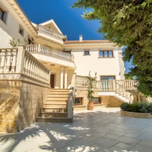 6+ Bedroom House for Sale in Mouttagiaka, Limassol District