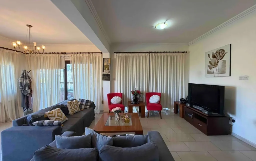 225m² Building for Sale in Germasogeia, Limassol District