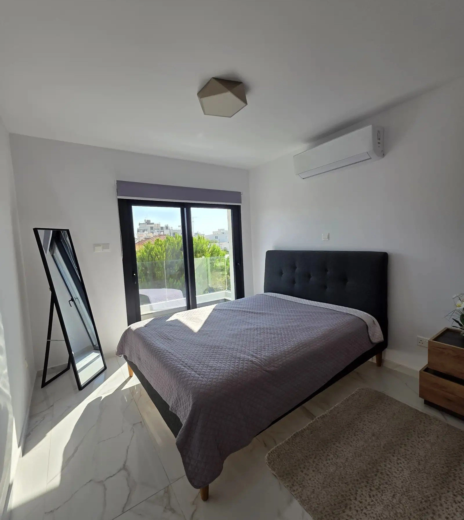 2 Bedroom Apartment for Rent in Nicosia – Agios Ioannis, Limassol District