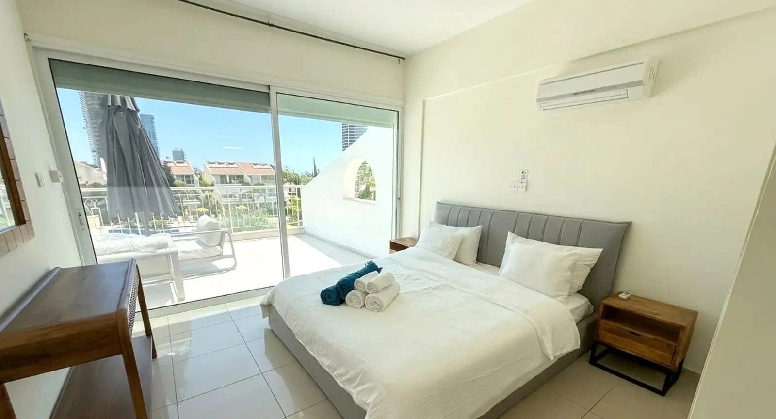 2 Bedroom Apartment for Rent in Potamos Germasogeias, Limassol District