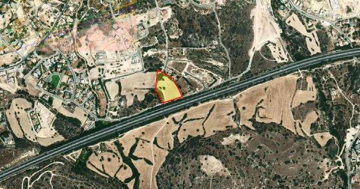 8,731m² Plot for Sale in Agios Tychonas, Limassol District