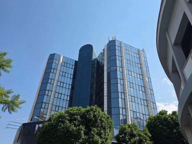 150m² Office for Rent