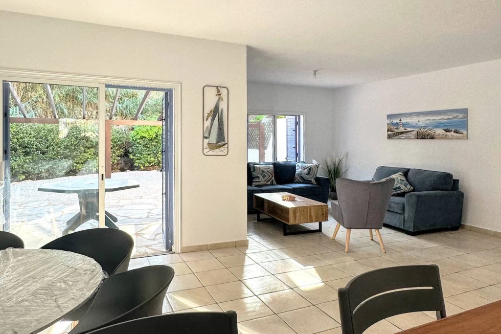 3 Bedroom House for Sale in Paphos – Agios Theodoros
