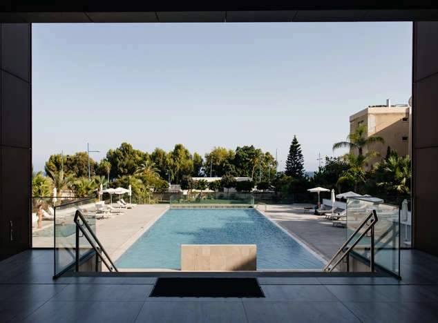 4 Bedroom Apartment for Sale in Agios Tychonas, Limassol District