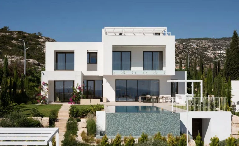 5 Bedroom House for Sale in Pegeia, Paphos District