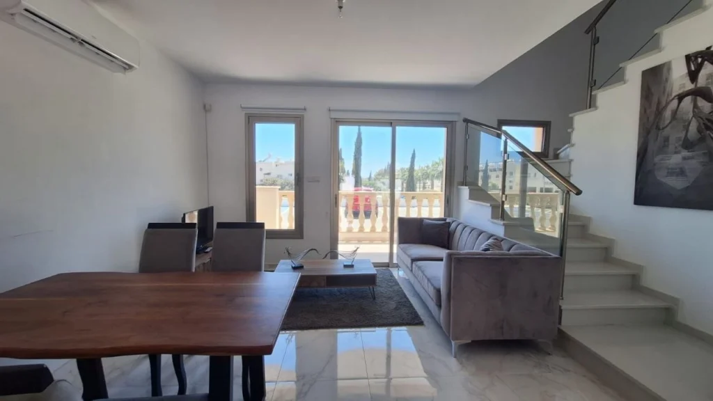 3 Bedroom House for Sale in Paphos – Universal