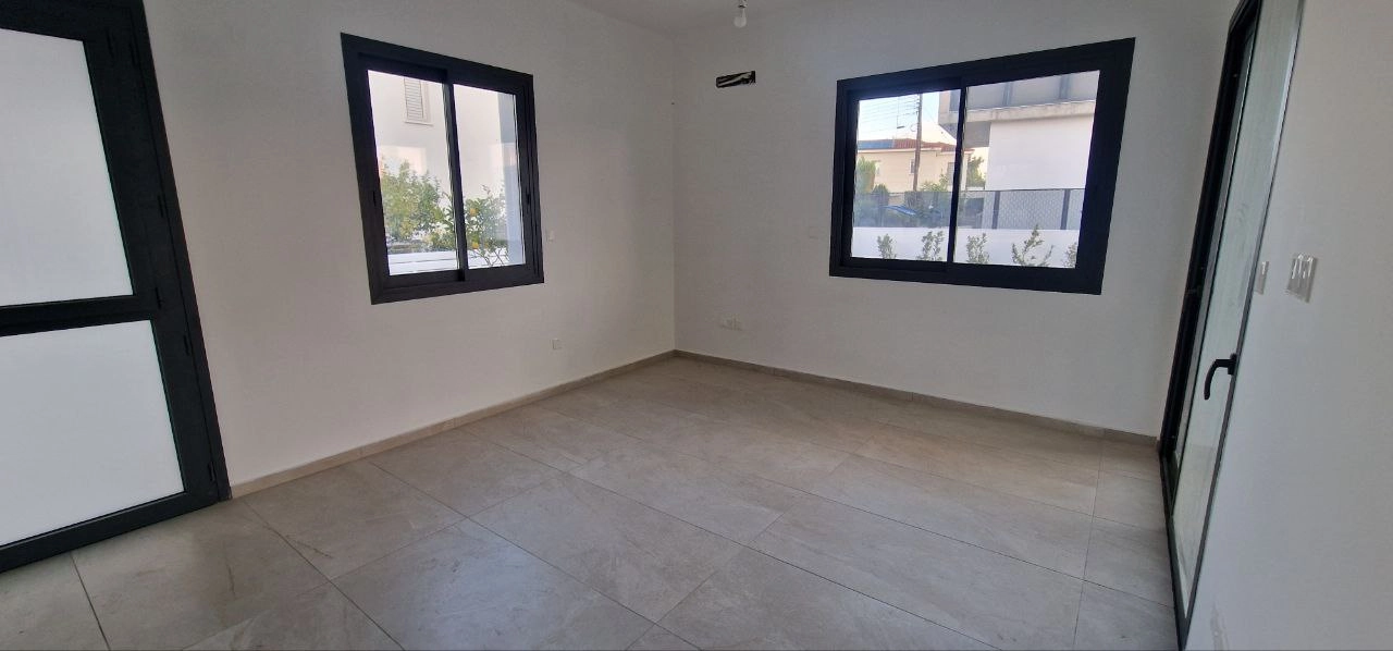 4 Bedroom House for Sale