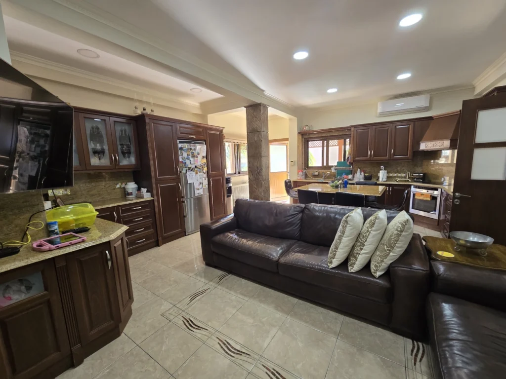 4 Bedroom House for Sale in Larnaca District