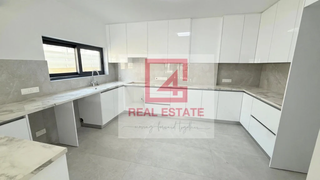 3 Bedroom Apartment for Rent in Germasogeia – Tourist Area, Limassol District
