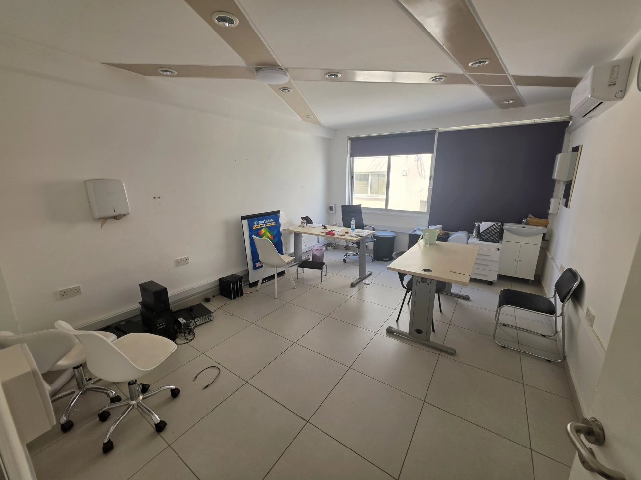 750m² Building for Rent in Strovolos – Dasoupolis, Nicosia District