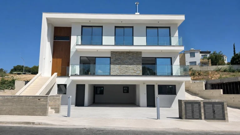 6+ Bedroom House for Sale in Paphos – Anavargos
