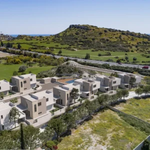 4 Bedroom House for Sale in Agios Tychonas, Limassol District