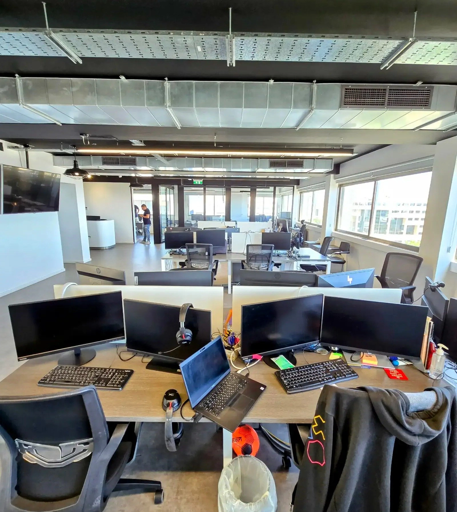 400m² Office for Sale in Limassol – Neapolis