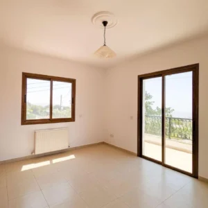 4 Bedroom House for Sale in Ineia, Paphos District
