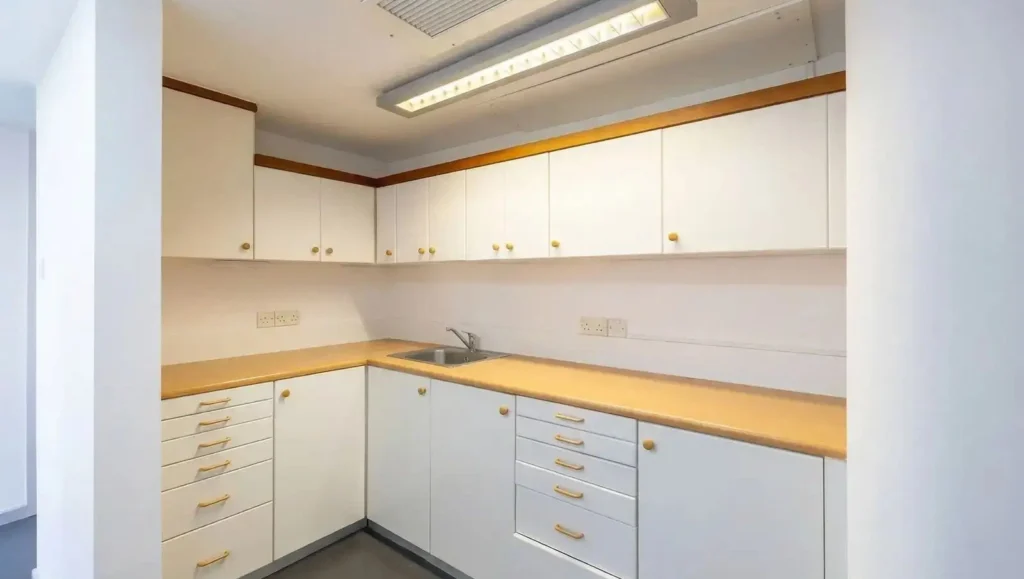 140m² Office for Sale in Larnaca – Agios Nikolaos, Limassol District
