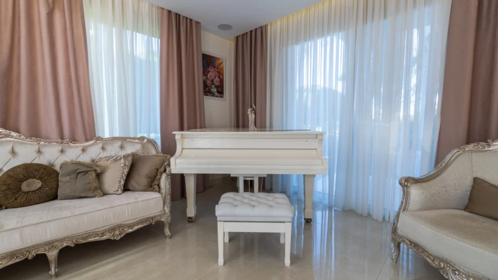 4 Bedroom House for Sale in Pyrgos Lemesou, Limassol District