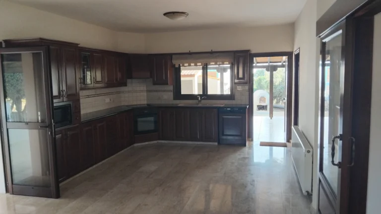 Cheap Houses and Villas for Rent Paphos