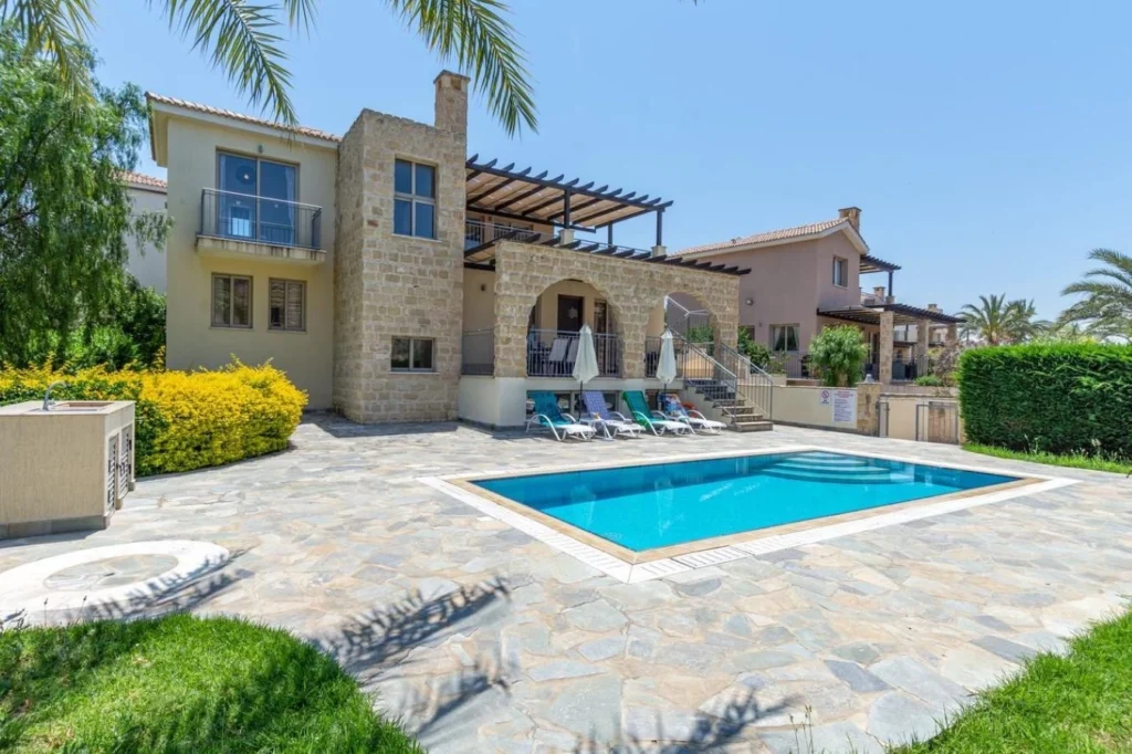 3 Bedroom House for Rent in Argaka, Paphos District