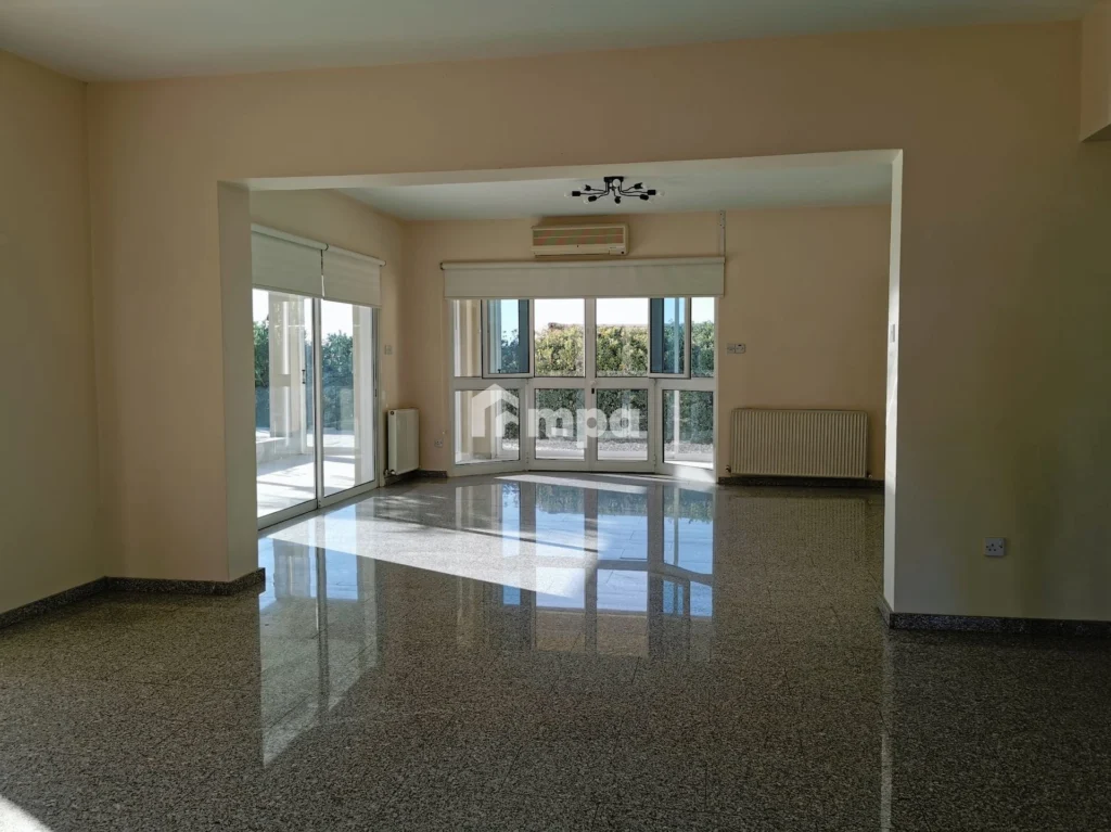 4 Bedroom House for Rent in Strovolos, Nicosia District