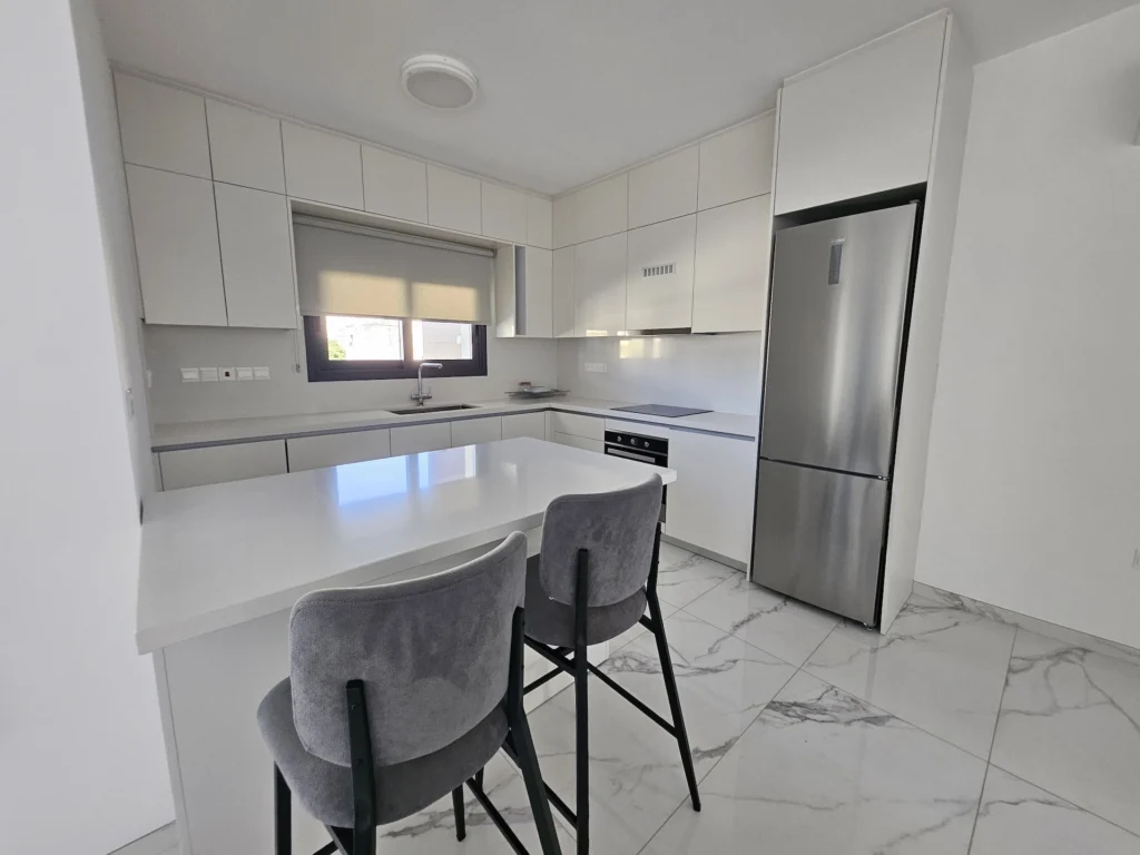 2 Bedroom Apartment for Rent in Kato Polemidia, Limassol District