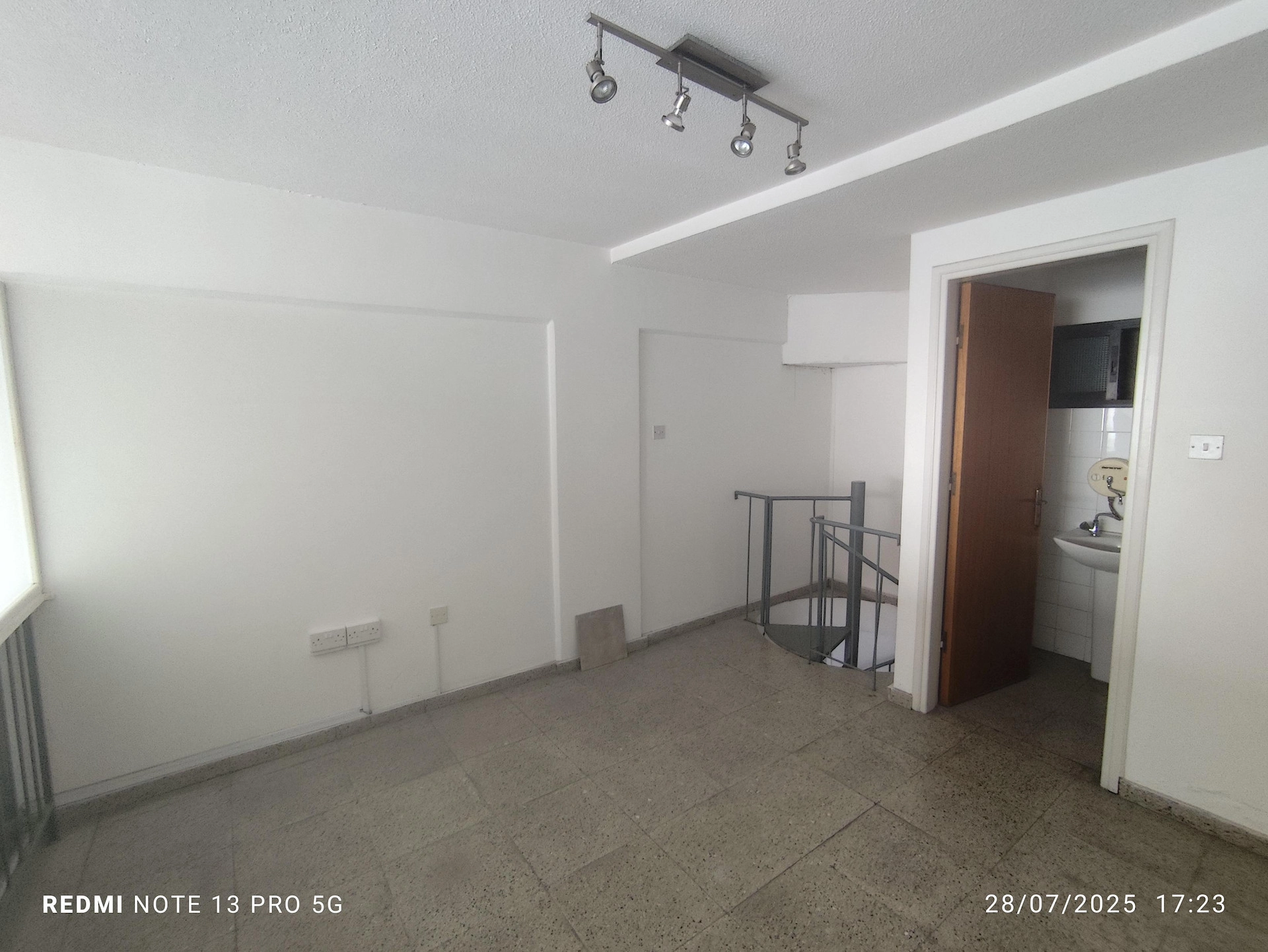 56m² Commercial for Rent in Limassol District