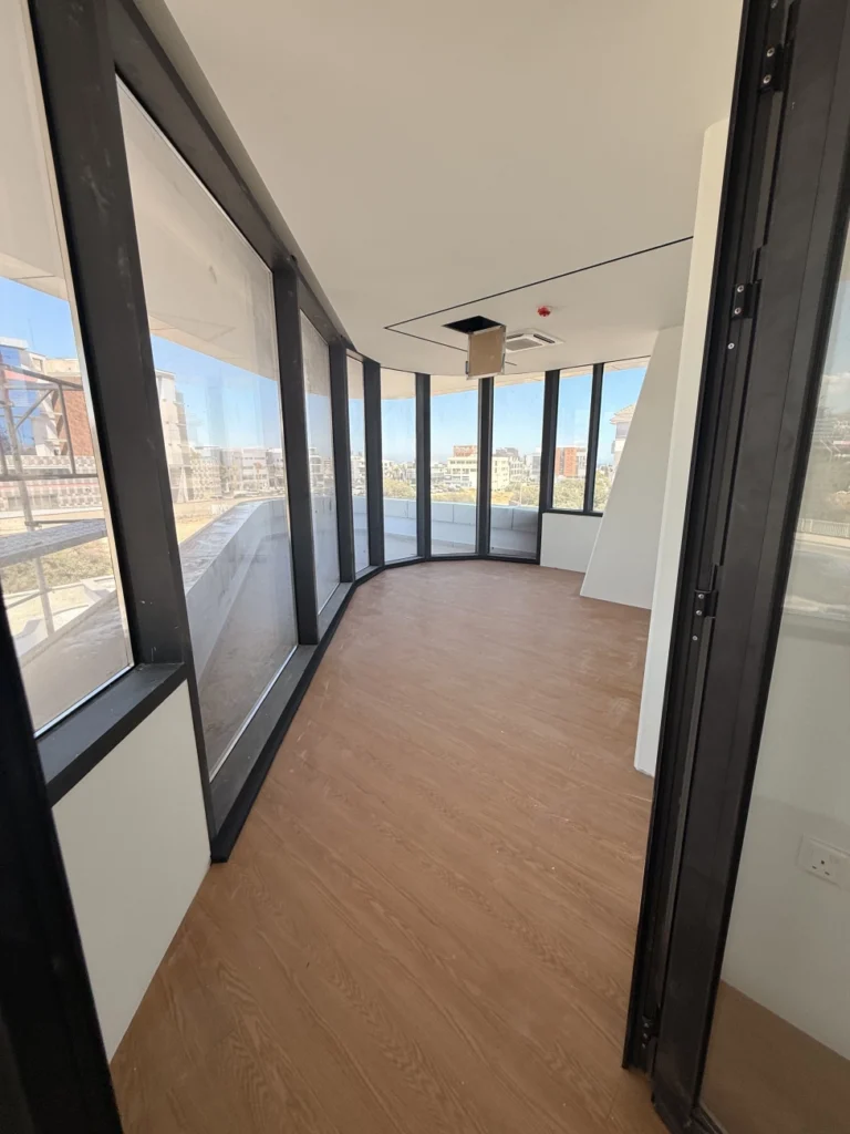 399m² Office for Rent in Limassol – Mesa Geitonia
