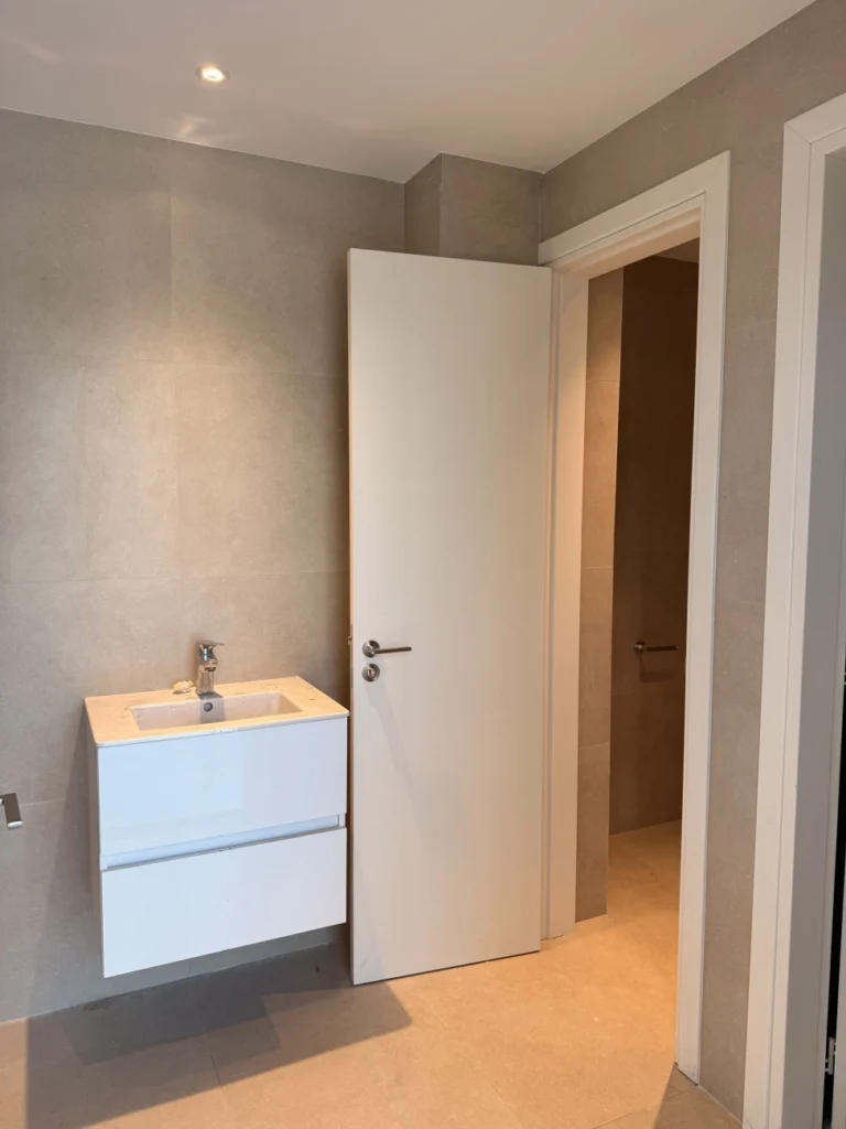 399m² Office for Rent in Limassol – Mesa Geitonia