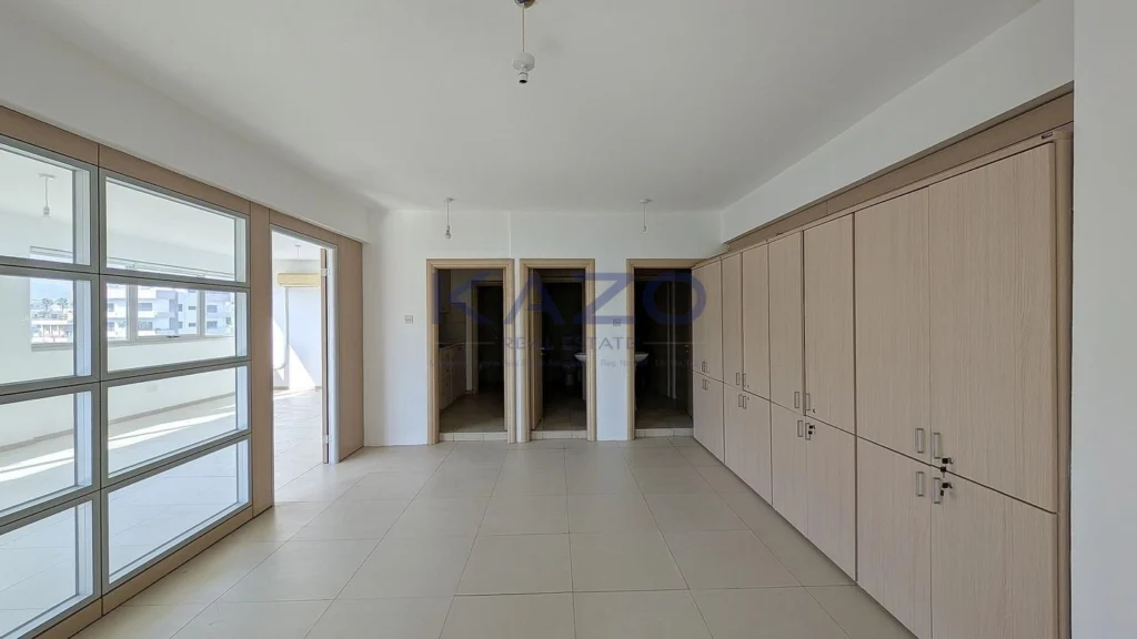 258m² Office for Sale in Limassol District