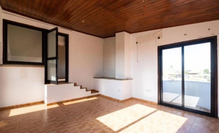 Cheap Houses and Villas for Sale Nicosia up to 900000 euro