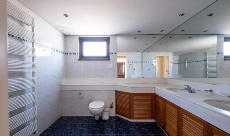 Cheap Houses and Villas for Sale Nicosia up to 900000 euro