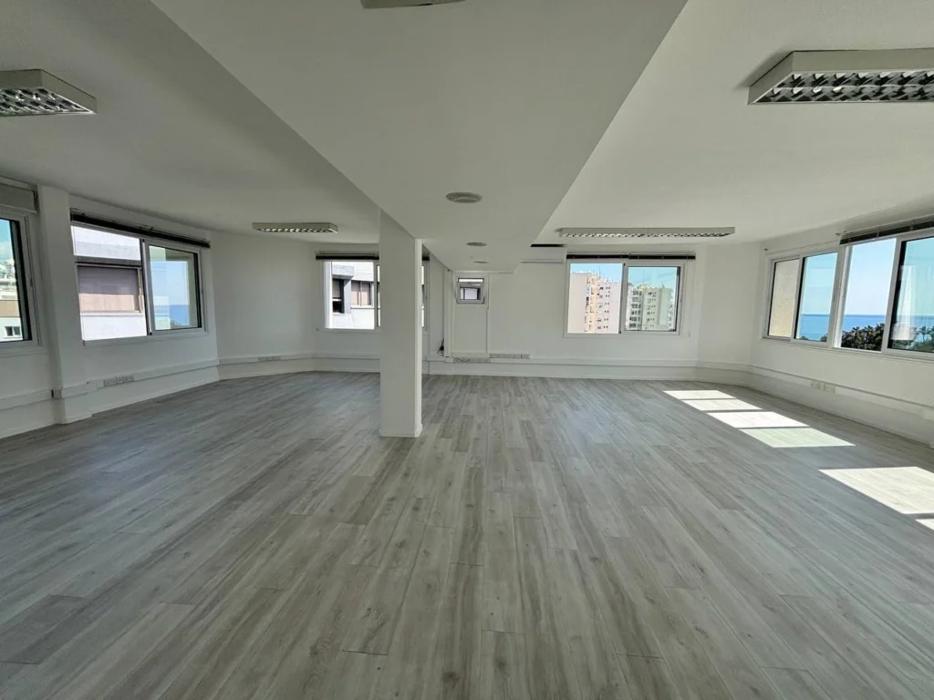 130m² Office for Rent in Limassol – Neapolis