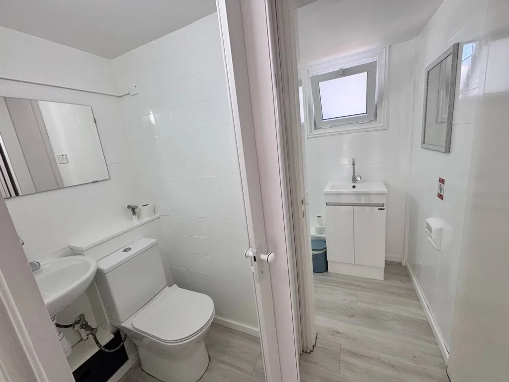 130m² Office for Rent in Limassol – Neapolis