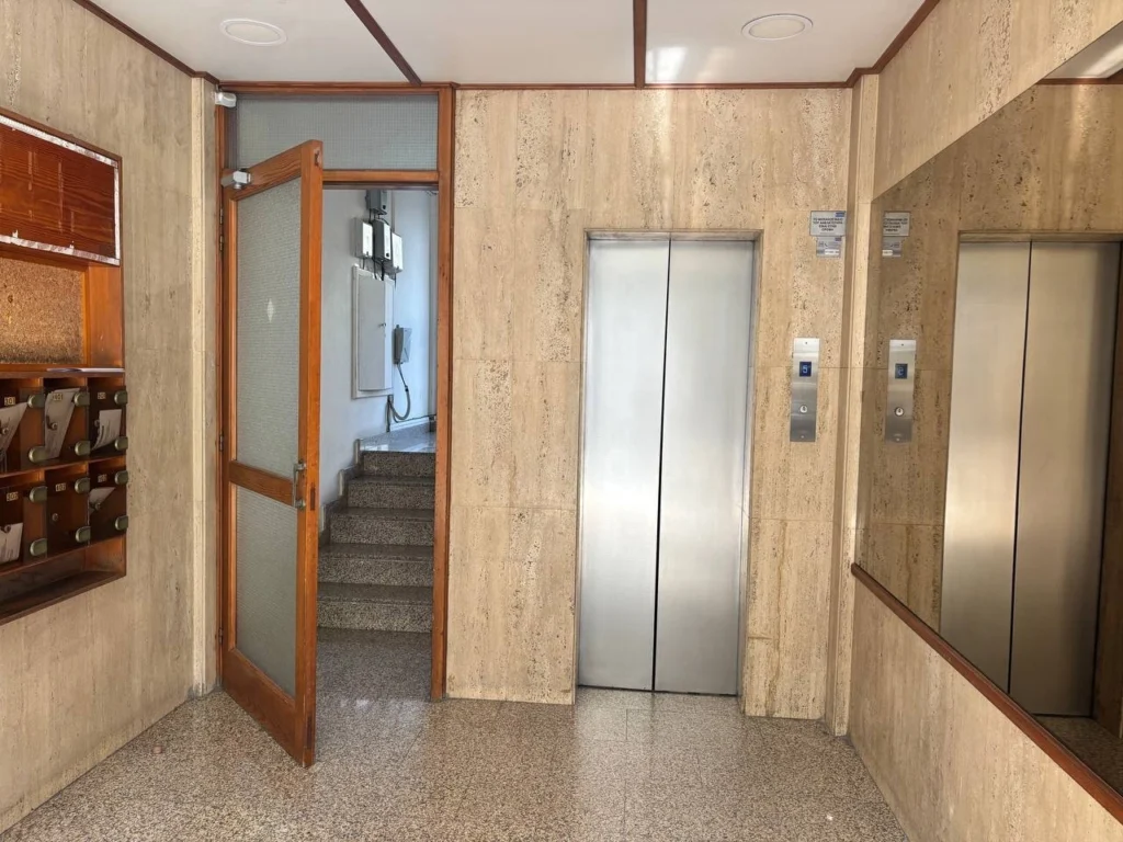 130m² Office for Rent in Limassol – Neapolis