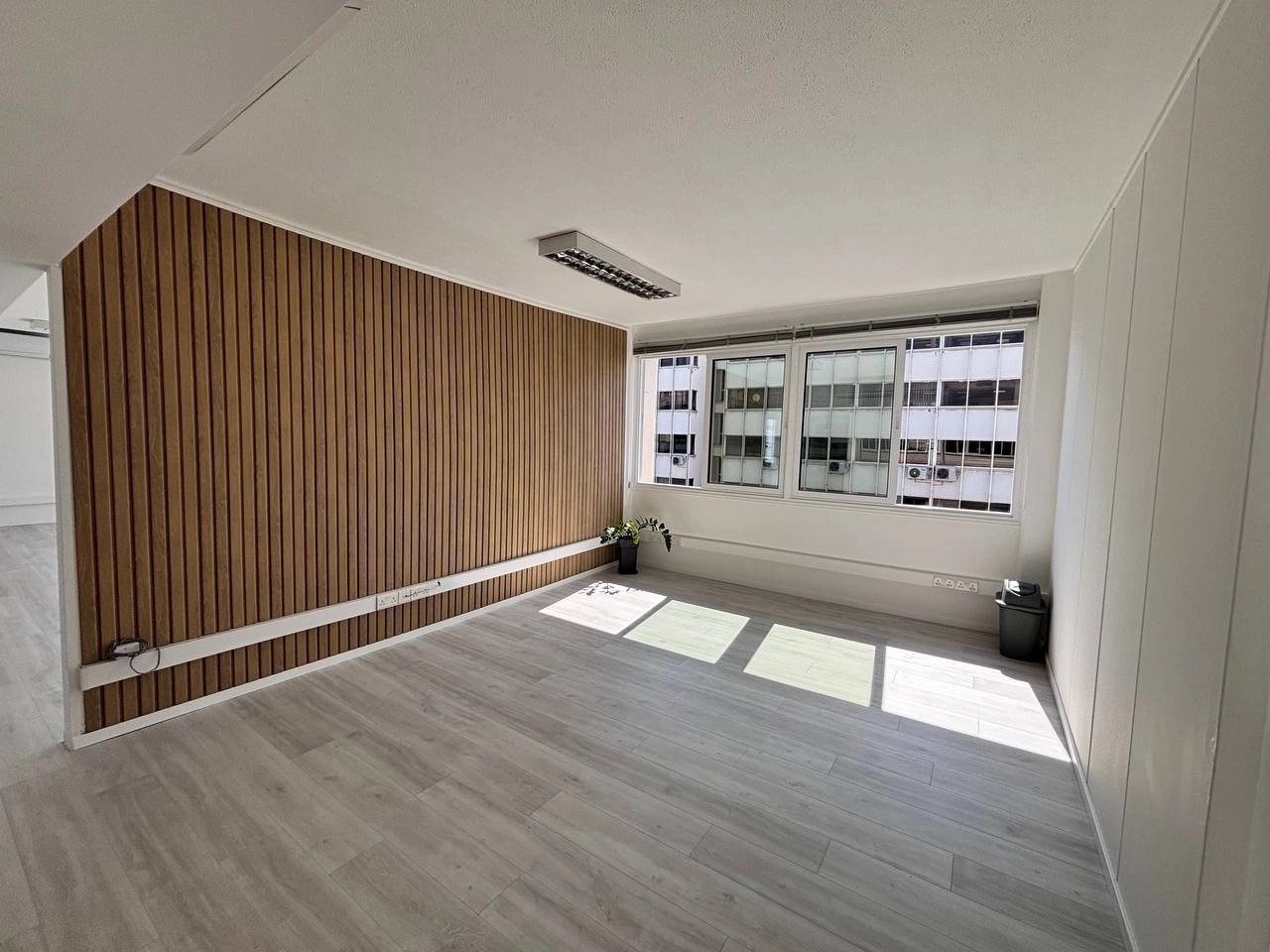130m² Office for Rent in Limassol – Neapolis
