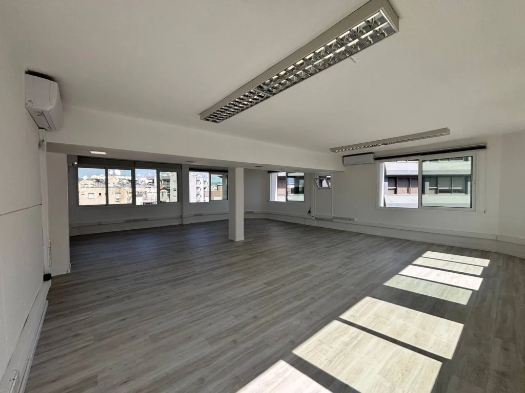 130m² Office for Rent in Limassol – Neapolis