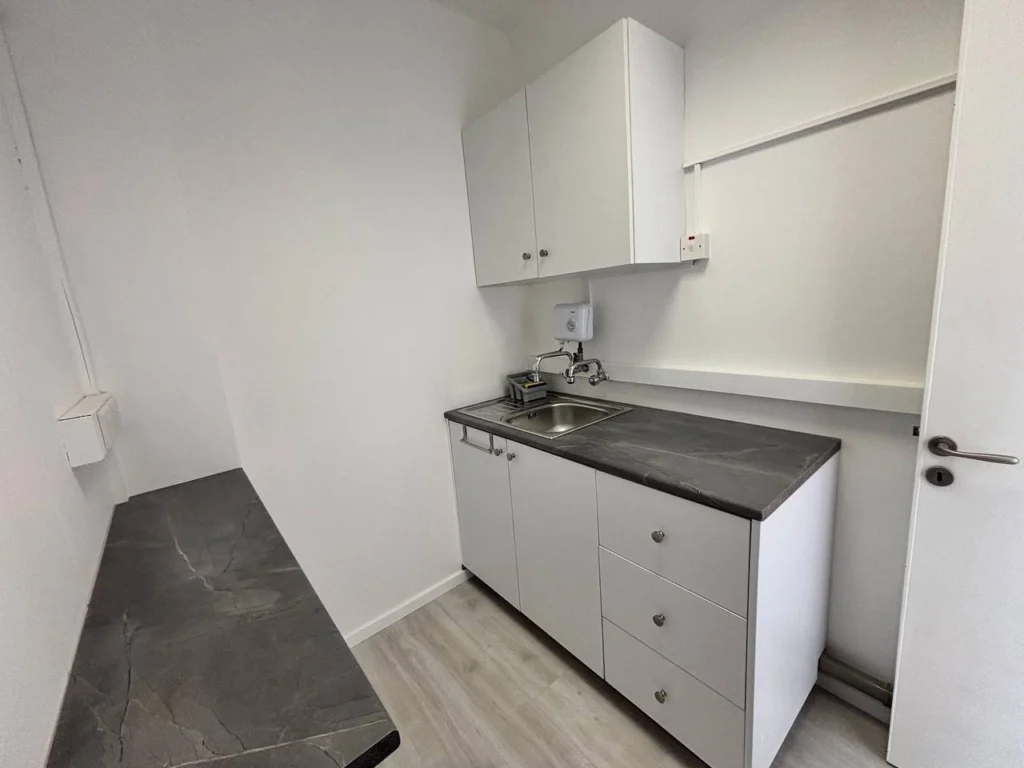 130m² Office for Rent in Limassol – Neapolis