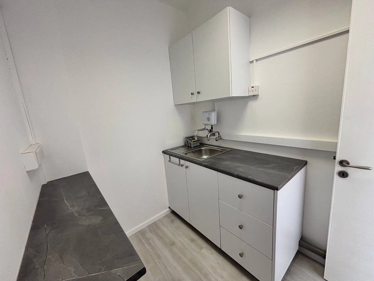 130m² Office for Rent in Limassol – Neapolis