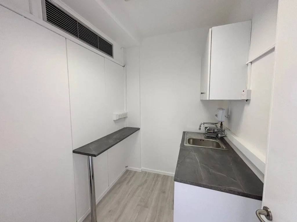 130m² Office for Rent in Limassol – Neapolis