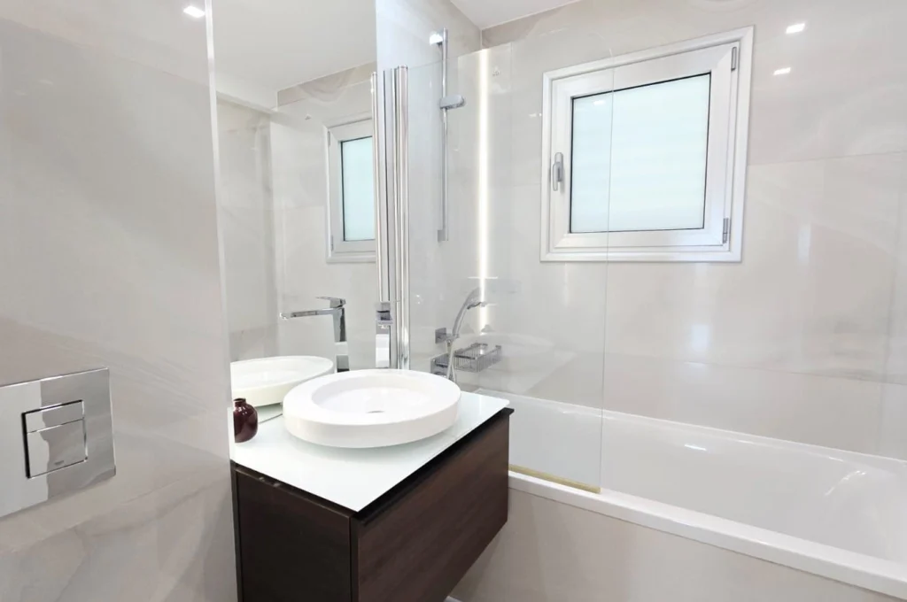 4 Bedroom Apartment for Rent in Agios Tychonas, Limassol District