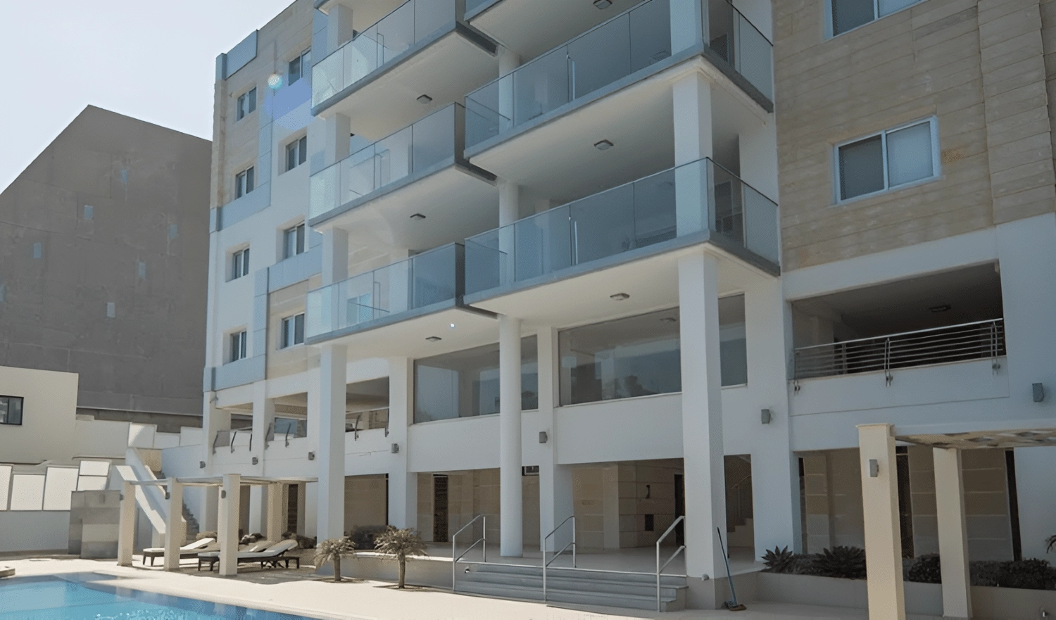4 Bedroom Apartment for Rent in Agios Tychonas, Limassol District
