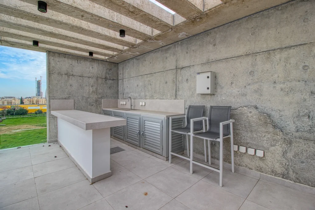 2 Bedroom Apartment for Rent in Potamos Germasogeias, Limassol District