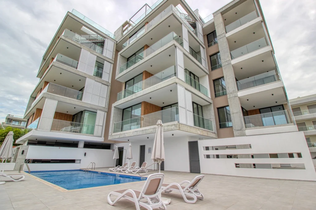 2 Bedroom Apartment for Rent in Potamos Germasogeias, Limassol District