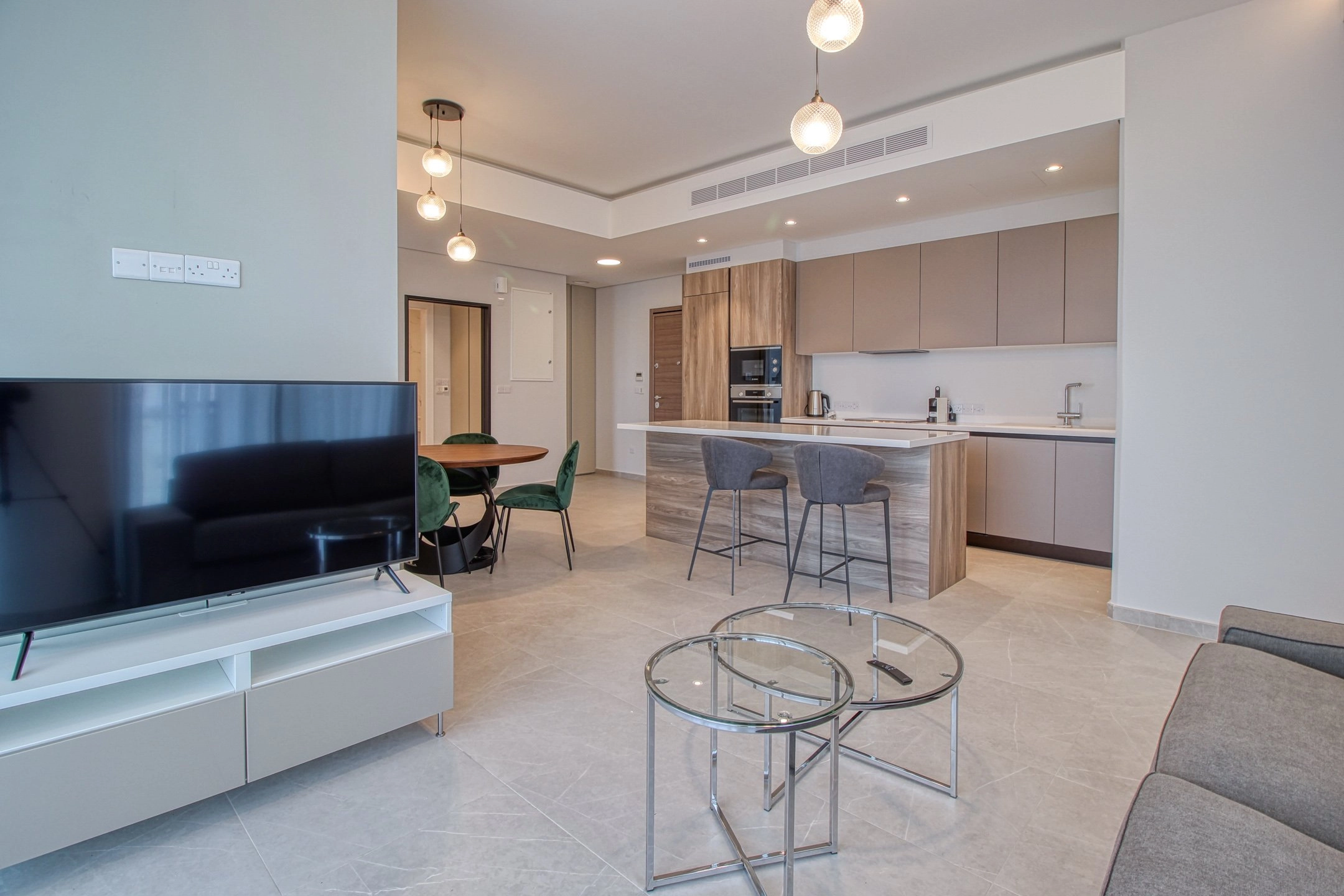 2 Bedroom Apartment for Rent in Potamos Germasogeias, Limassol District