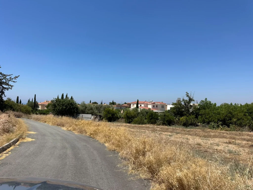 2,600m² Plot for Sale in Anarita, Paphos District