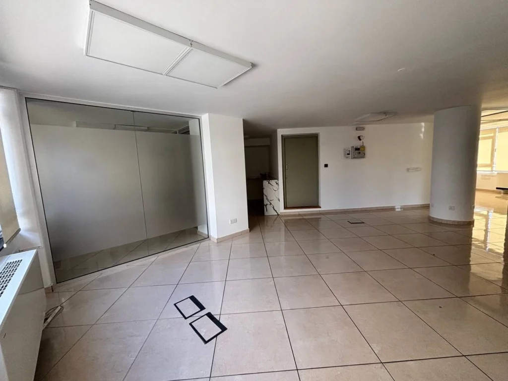 166m² Office for Rent in Larnaca – Agios Nikolaos, Limassol District