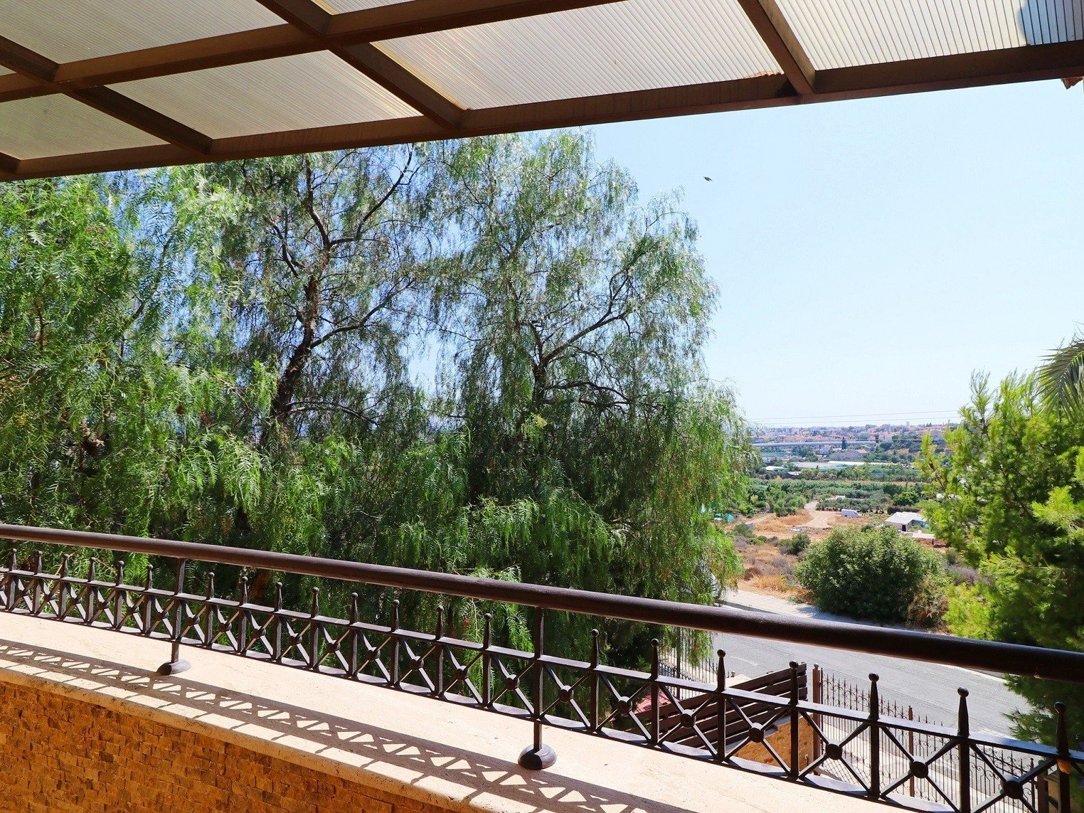 5 Bedroom House for Sale in Mouttagiaka, Limassol District