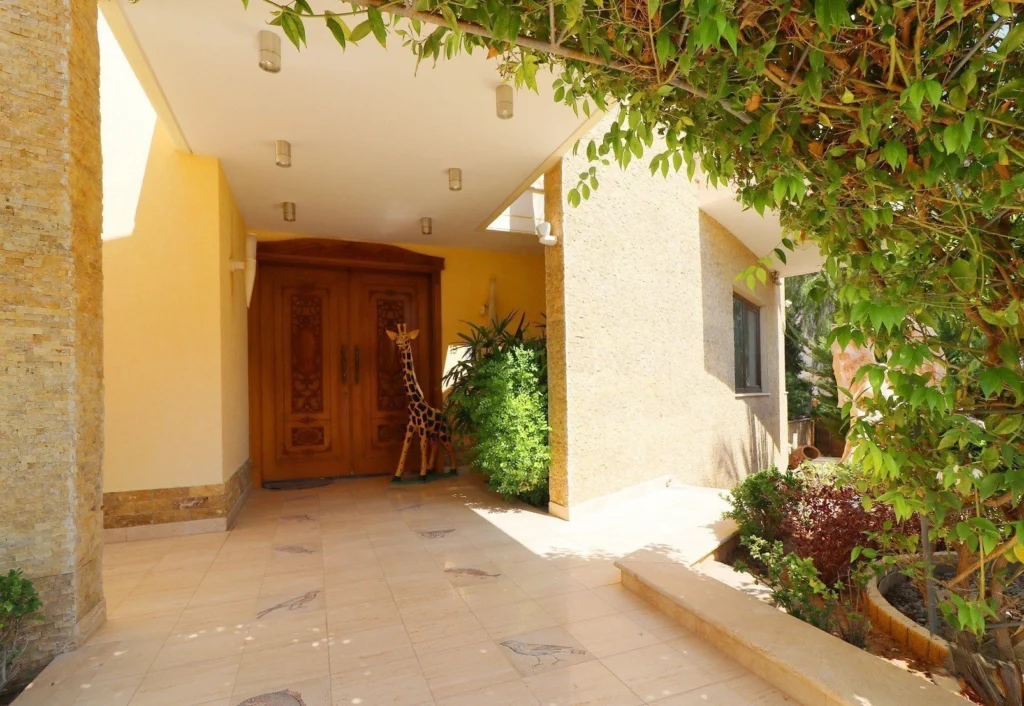 5 Bedroom House for Sale in Mouttagiaka, Limassol District